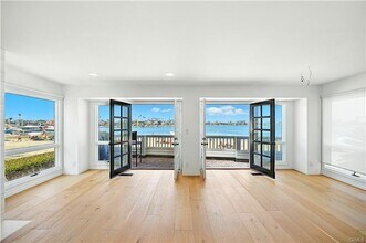 6312 E Bayshore Walk in Long Beach, CA - Building Photo - Building Photo