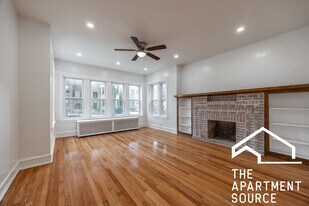 5713 N Talman Ave in Chicago, IL - Building Photo