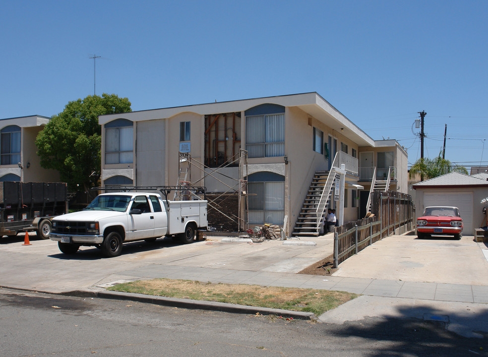 3337 Herman Ave in San Diego, CA - Foto de edificio