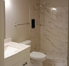 3545 W Banff Ln. in Phoenix, AZ - Building Photo - Building Photo