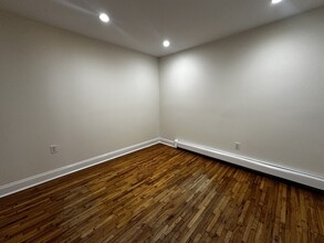 305 Princeton St, Unit #1 in Boston, MA - Building Photo - Building Photo