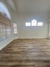 1412 Sunblush Ln in Las Vegas, NV - Building Photo - Building Photo