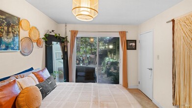 317 Olema Rd in Fairfax, CA - Foto de edificio - Building Photo