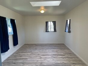 1410 Skillman Ln in Petaluma, CA - Building Photo - Building Photo