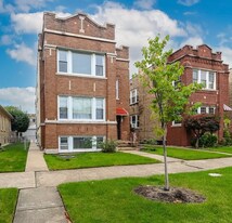 3414 N Ridgeway Ave in Chicago, IL - Building Photo