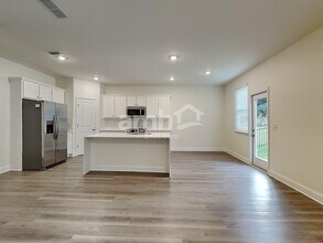 890 Jubilation St in Loganville, GA - Foto de edificio - Building Photo