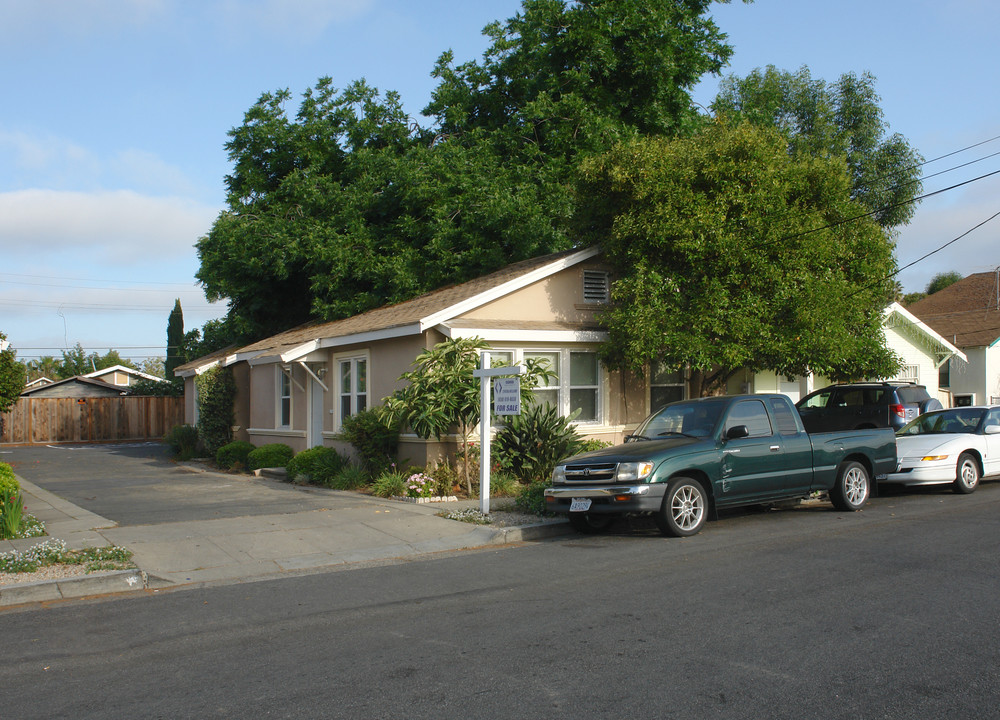 457-465 Raymond Ave in San Jose, CA - Building Photo