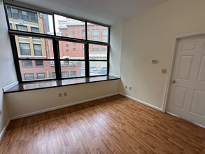 68 Essex St, Unit 6 in Boston, MA - Building Photo - Building Photo