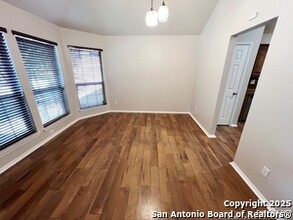 9834 Pagodia View in San Antonio, TX - Building Photo - Building Photo