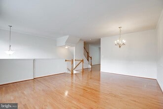 8346 Leighlex Ct in Manassas, VA - Building Photo - Building Photo