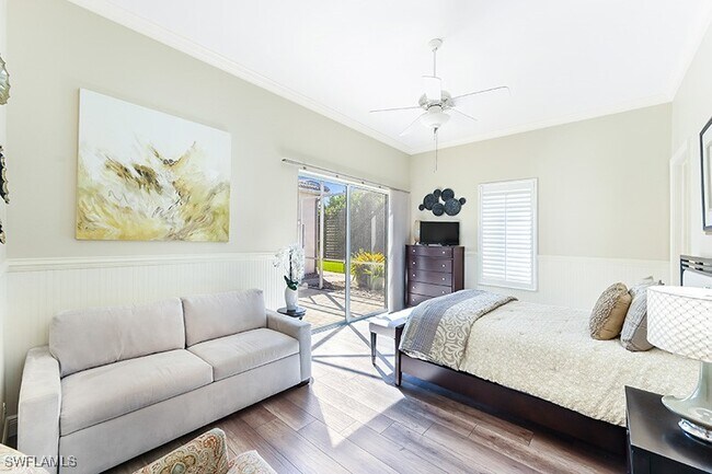 property at 11234 5 Oaks Ln