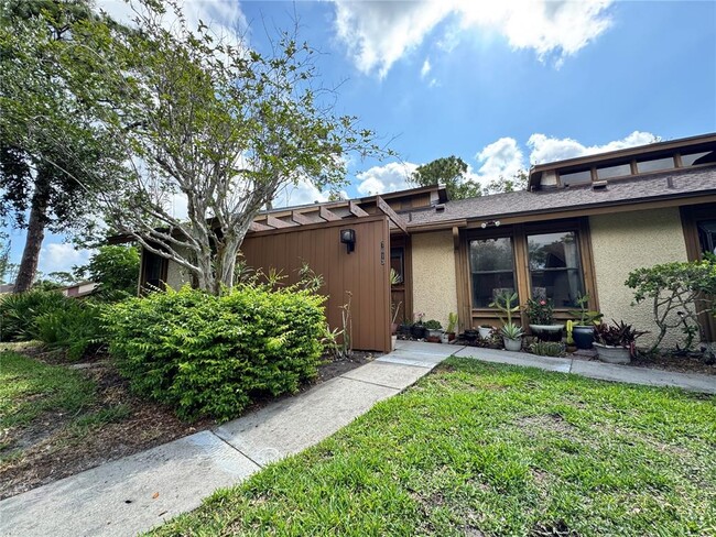 7613 4th Ave W in Bradenton, FL - Foto de edificio - Building Photo