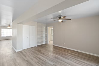 Park Crest Apartments in Jackson, MI - Foto de edificio - Building Photo