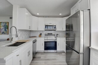 600 Egret Cir, Unit 7505 in Delray Beach, FL - Building Photo - Building Photo