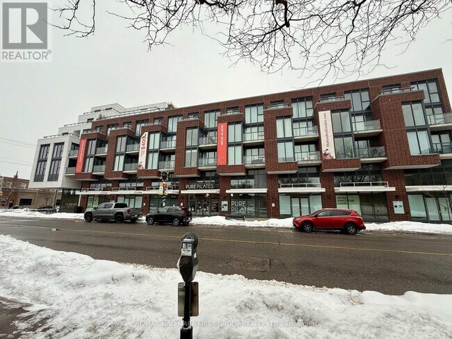 201 Brock St S in Whitby, ON - Building Photo - Building Photo