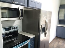 74975 Serrano Dr in Twentynine Palms, CA - Building Photo