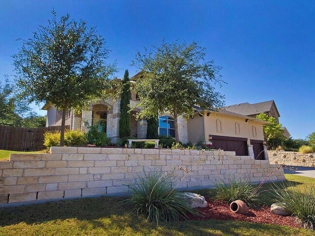 271 Longmont Ln in Austin, TX - Building Photo - Building Photo