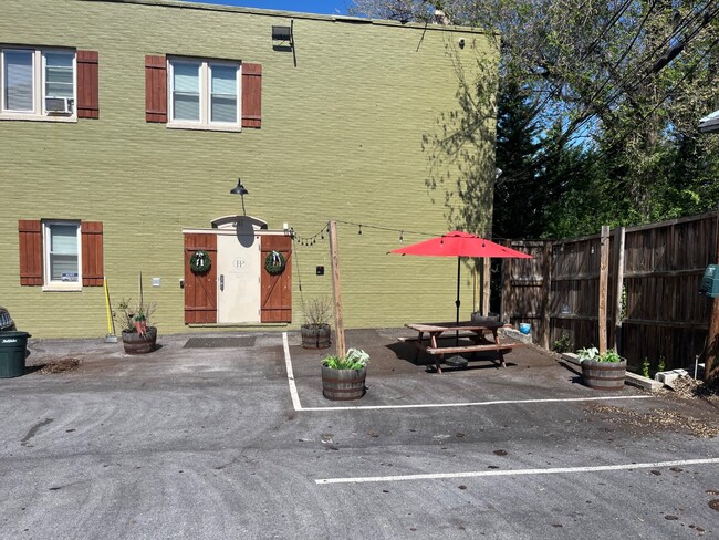 property at 441 N Potomac St