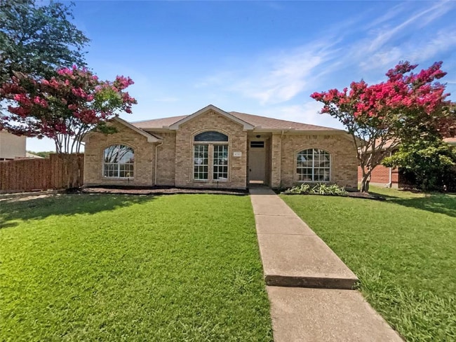 property at 2701 Crooked Creek