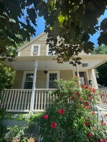 40 Butts St in Newton, MA - Building Photo