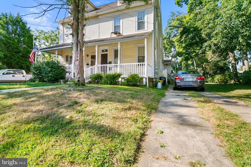 114 Rosemont Ave in Ridley Park, PA - Building Photo