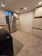696 Penny Ln in Burlington, ON - Building Photo - Building Photo
