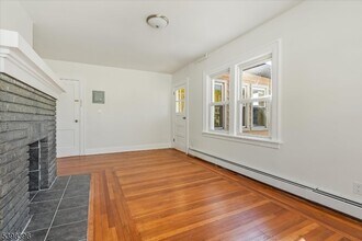 46 James St in Montclair, NJ - Building Photo - Building Photo