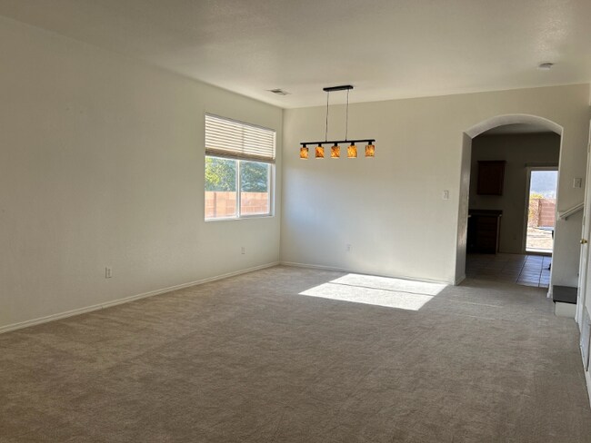 3723 Oasis Springs Rd NE in Rio Rancho, NM - Foto de edificio - Building Photo
