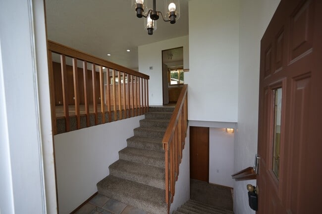 421 Reservoir Rd in Sequim, WA - Building Photo - Building Photo