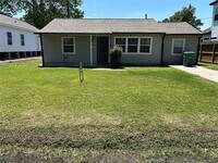 10013 Whitehead St photo'