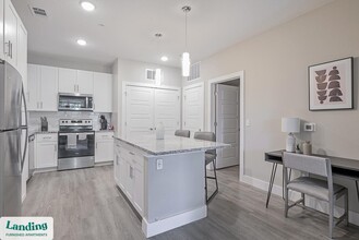 3060 Southcreek Blvd in Orlando, FL - Building Photo - Building Photo