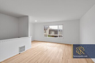 76 Los Palmos Dr in San Francisco, CA - Building Photo - Building Photo