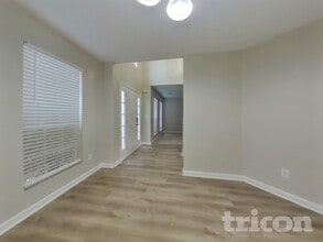 1008 Carriage Trace Cir in Stone Mountain, GA - Building Photo - Building Photo