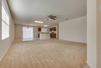 621 Woodpecker Ln in Fort Worth, TX - Building Photo - Building Photo