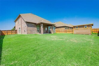 100 Mineral Point Dr in Aledo, TX - Building Photo - Building Photo
