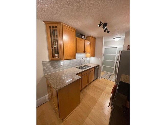 907 Coulee Rd in Hudson, WI - Building Photo - Building Photo