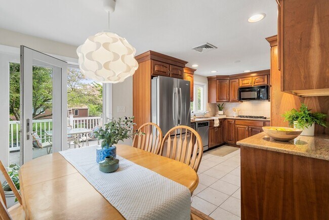 41 Rublee St, Unit 1