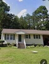 248 Jeffreys Ave in Chase City, VA - Building Photo