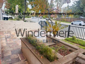 2420 37th St in Sacramento, CA - Building Photo - Building Photo