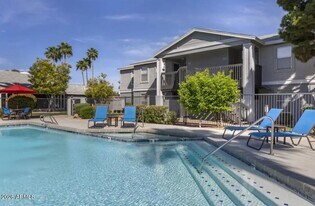 17031 N 11th Ave, Unit 1 in Phoenix, AZ - Building Photo