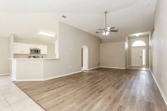 11157 Wyndham Hollow Ln in Jacksonville, FL - Foto de edificio - Building Photo