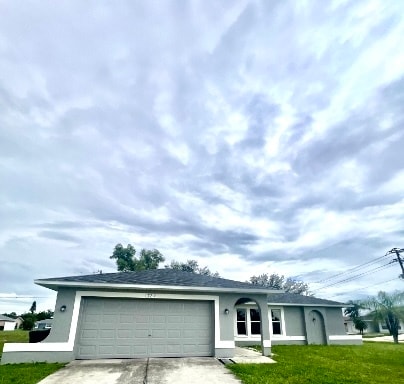 property at 727 SE 8th Pl