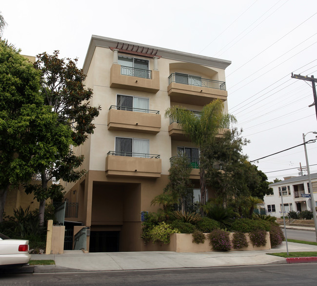 11863 Texas Ave in Los Angeles, CA - Foto de edificio - Building Photo