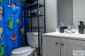 1809 S Williams Ln in Harlingen, TX - Foto de edificio - Building Photo