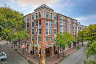 George Street Apartments in Charleston, SC - Building Photo - Building Photo