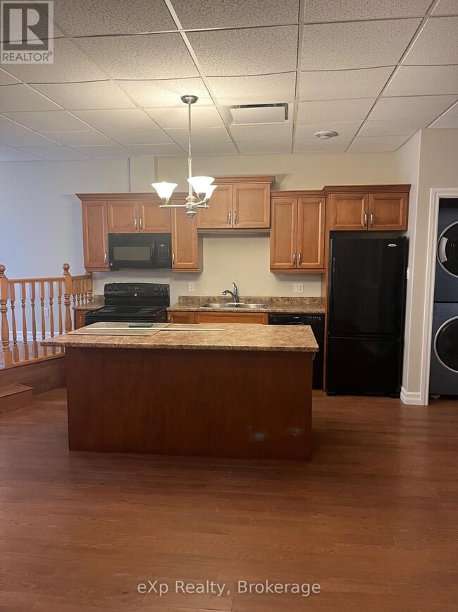 property at 807 Queen St