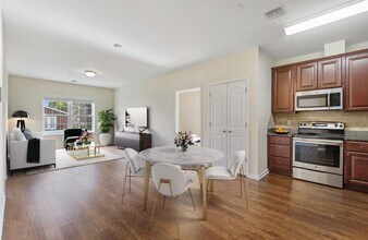 625 57th St, Unit 305 in West New York, NJ - Building Photo - Building Photo