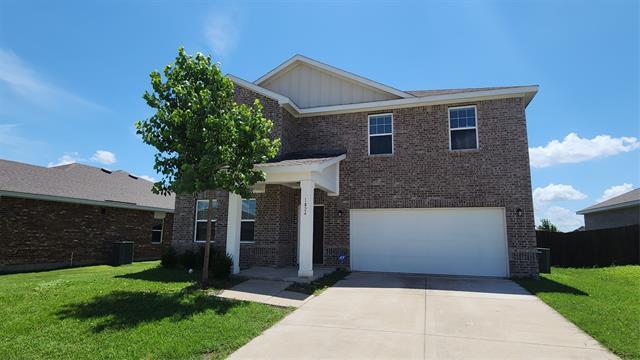 1824 Wolf Run in Anna, TX - Building Photo
