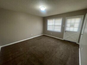 5336 Braden Dr in Memphis, TN - Building Photo - Building Photo