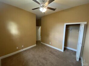 7071 Lake Joanne Dr in Pensacola, FL - Building Photo - Building Photo